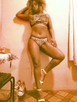 Weiteres Foto von AfricanDiamondPussy – Anmelden zum Freischalten