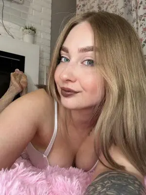 Weiteres Foto von AliceCutie – Anmelden zum Freischalten