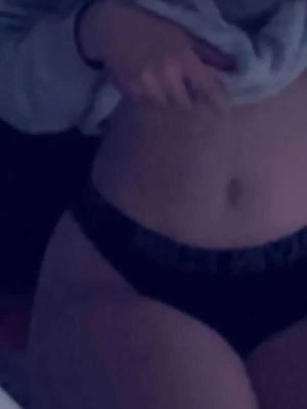 Parkplatzsex AlinaXxx, 24 aus Flensburg