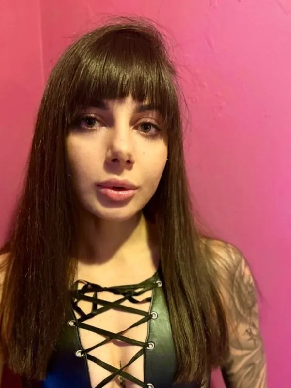 Alisapretty, 29 aus Berlin