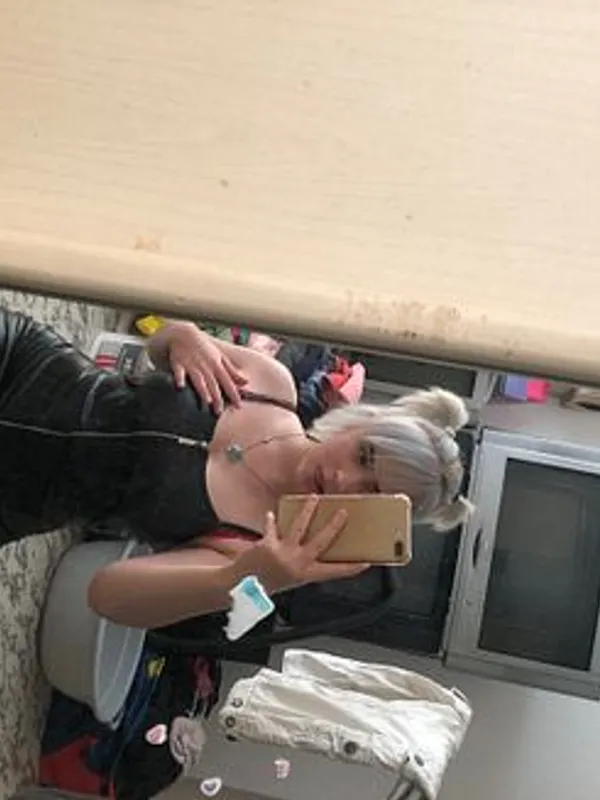 Parkplatzsex Angel_iconic, 23 aus Haan