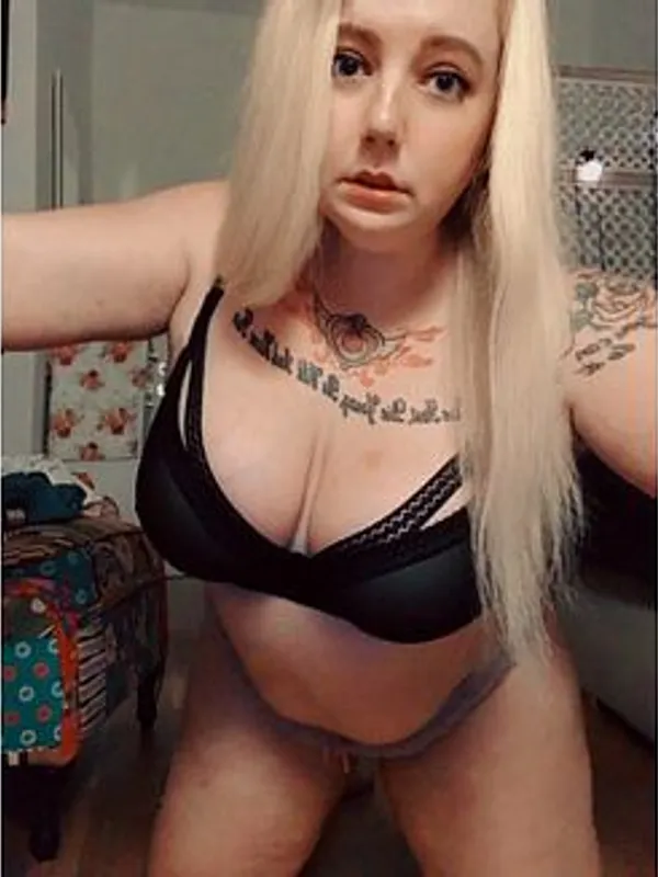 Parkplatzsex angelicdoll, 34 aus Favoriten