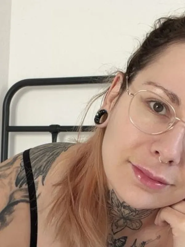 Parkplatzsex Ankapeaches, 34 aus Sitten