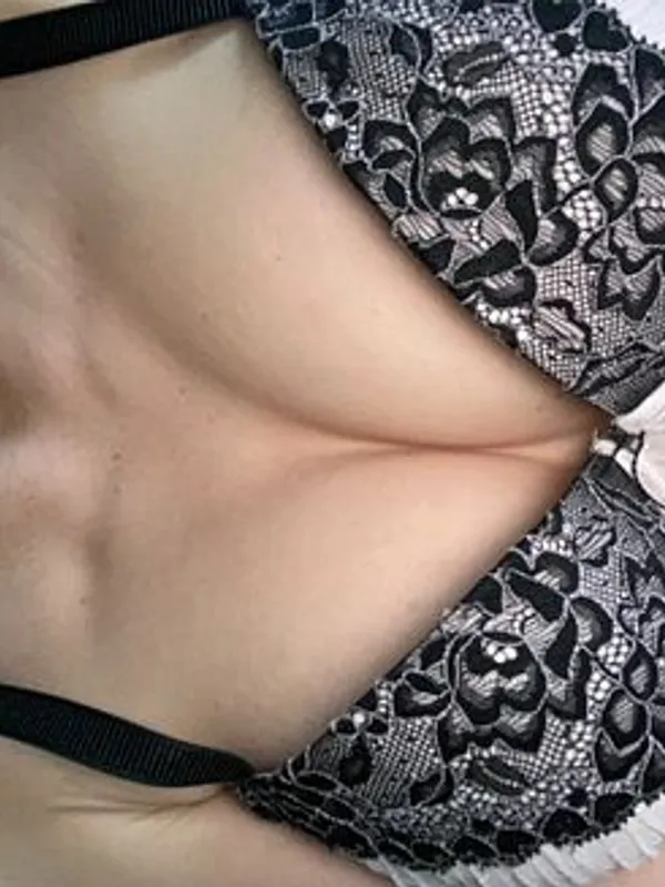 Parkplatzsex Anna_1991, 34 aus Neuenburg