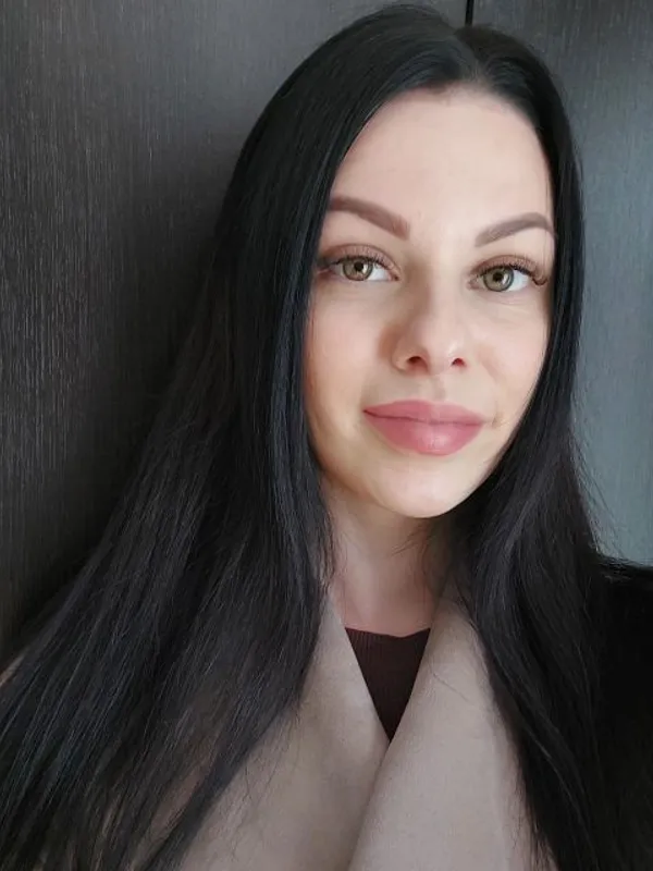 Parkplatzsex AnnaPretty, 30 aus Halle (Saale)