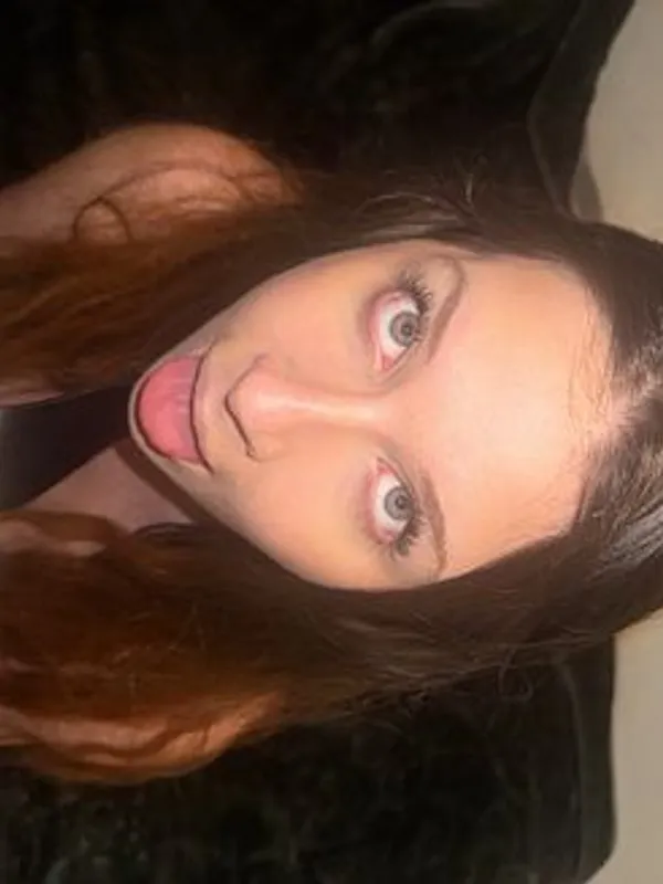 Parkplatzsex AustrianGirl1999, 26 aus Marburg an der Lahn