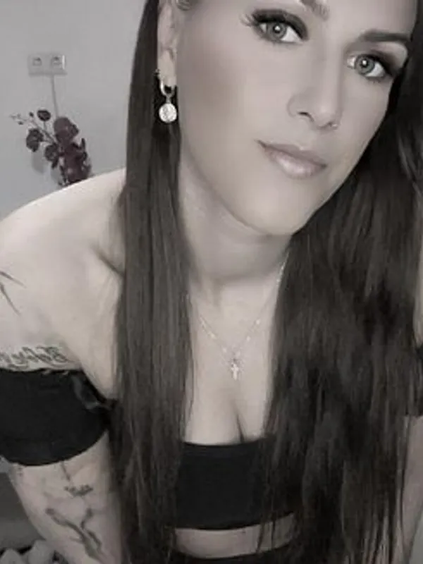Parkplatzsex Ayleen96, 37 aus Berlin