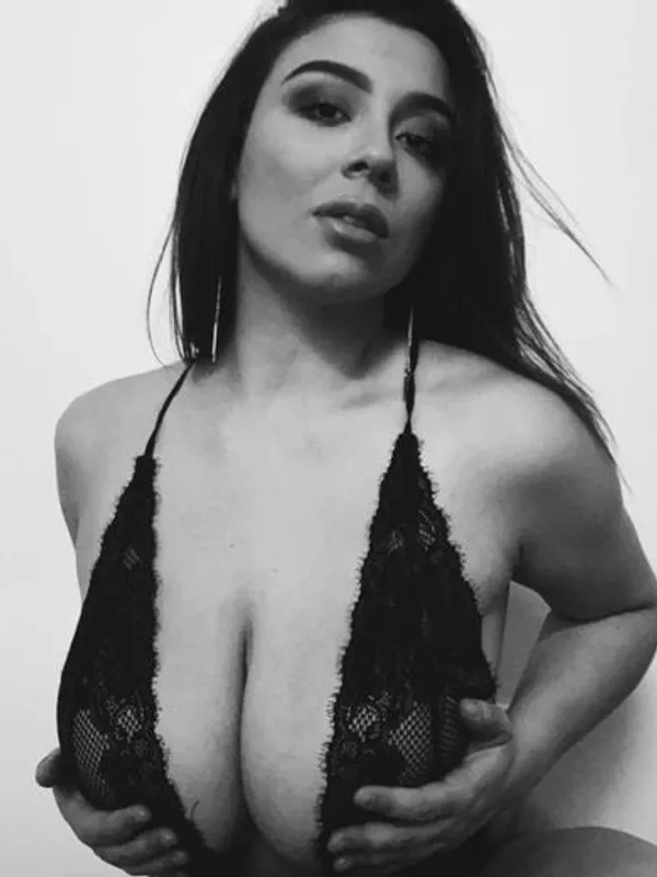 Parkplatzsex BabeVanessa, 26 aus Bregenz