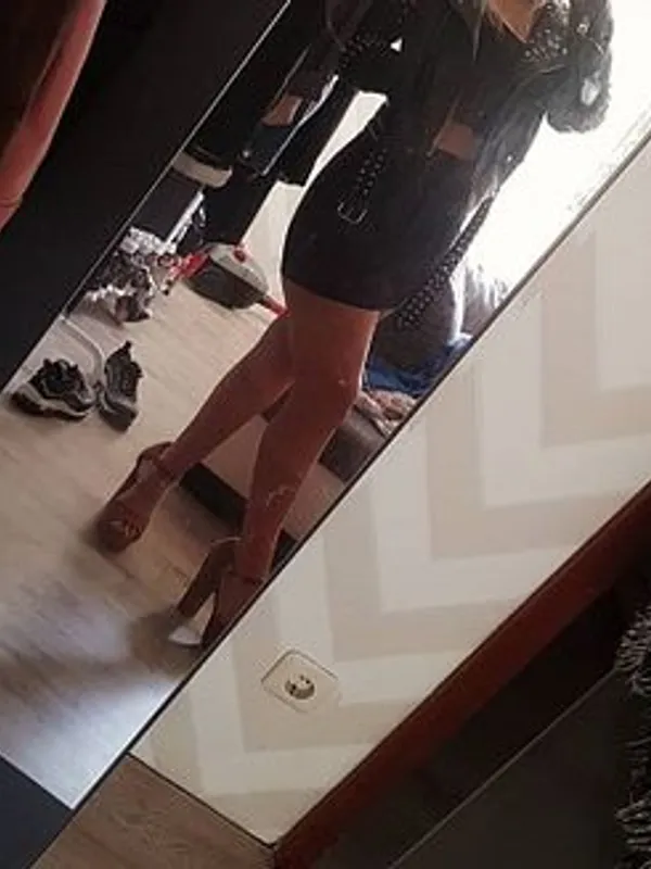 Parkplatzsex Babyguurl99, 27 aus Iserlohn