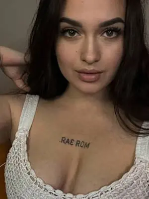 Weiteres Foto von BabyRoxana – Anmelden zum Freischalten
