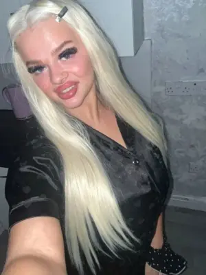 Weiteres Foto von Bbygirl25 – Anmelden zum Freischalten