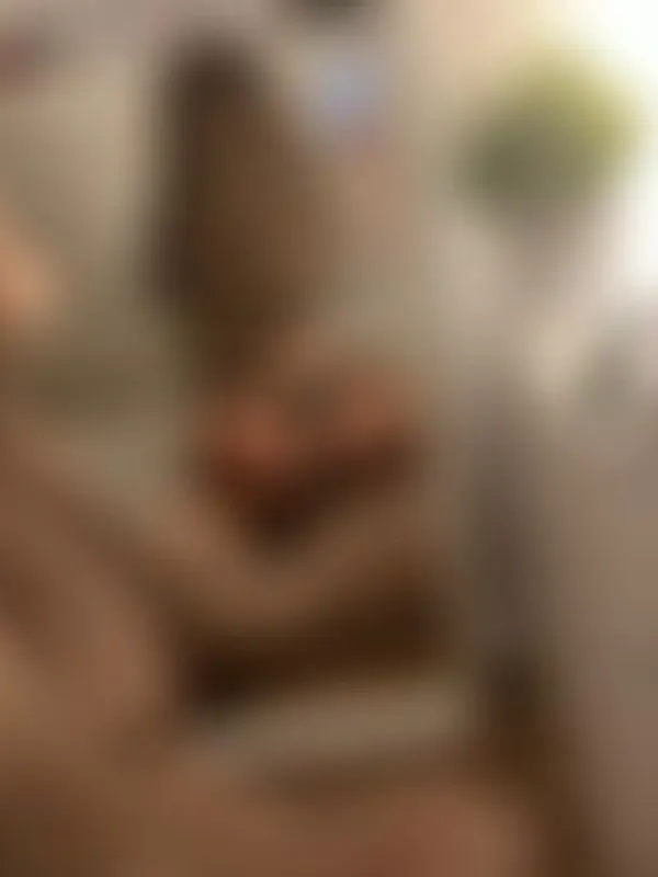 Parkplatzsex Bella_Princess, 23 aus Halle (Saale)