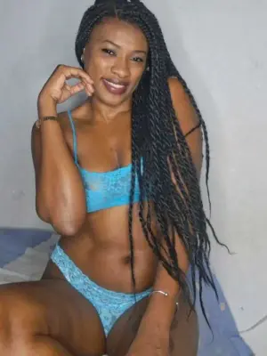 Weiteres Foto von belladonasexy – Anmelden zum Freischalten