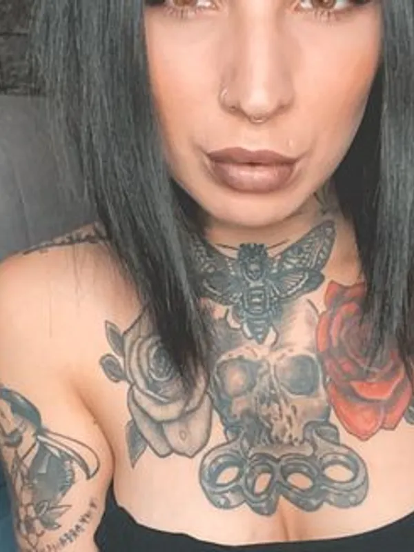 Parkplatzsex blackmoon_raven, 29 aus Bad Homburg vor der Höhe