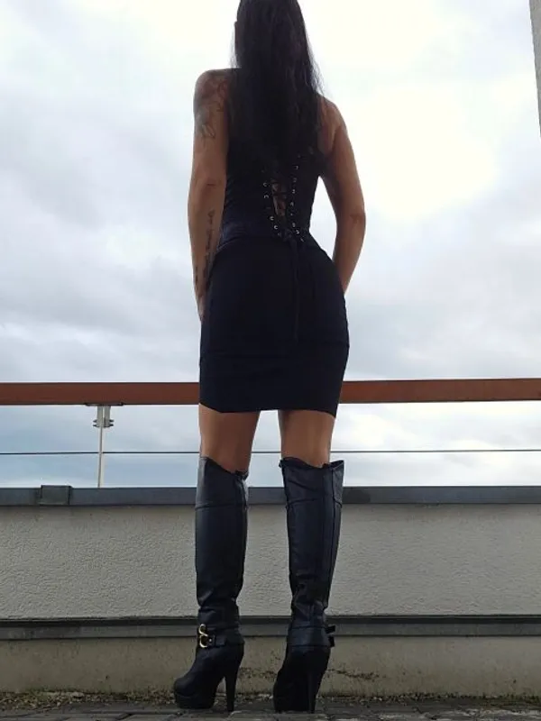 Parkplatzsex Blackpearlink666, 35 aus Solingen