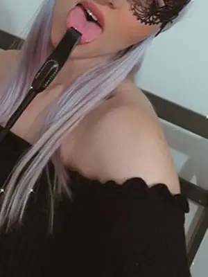 Blondbadgirl, 27