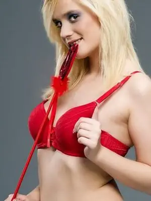 Weiteres Foto von BlondenPuppe – Anmelden zum Freischalten