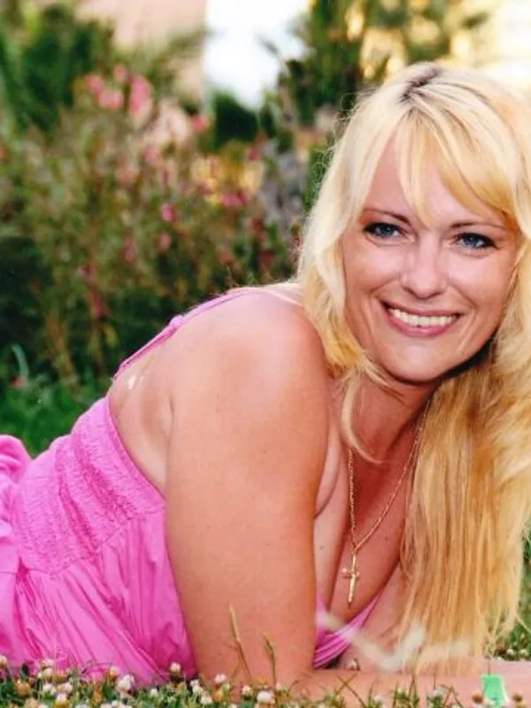 Parkplatzsex BlondeSarah, 45 aus Köln