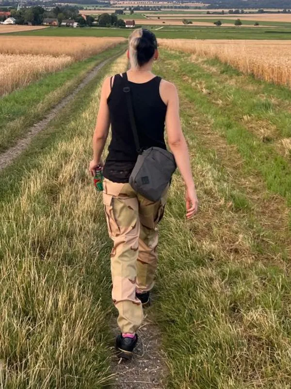 Parkplatzsex Boo-Bees, 29 aus Mönchengladbach
