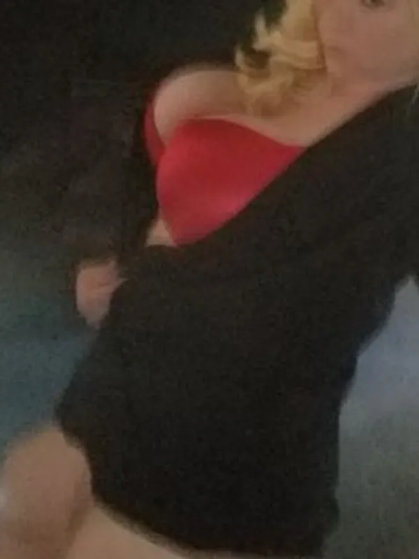 Parkplatzsex Busty_Blonde_, 36 aus Villach