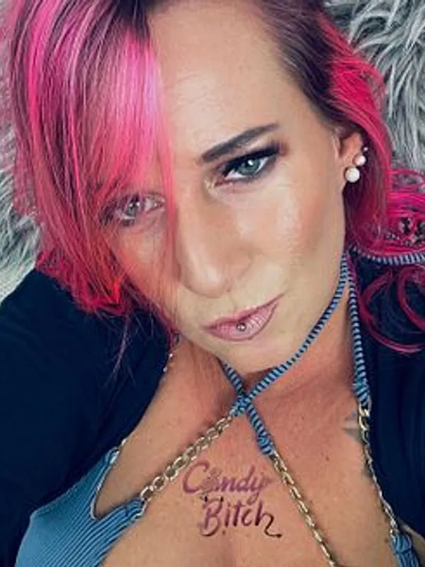Parkplatzsex Candy_Bitch, 43 aus Hamburg