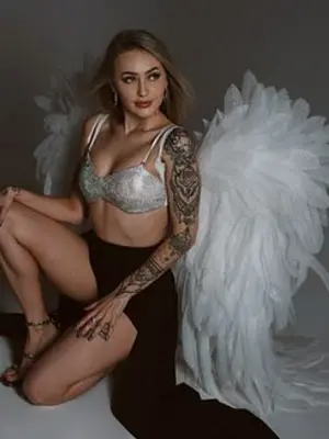 CandyGrace, 29
