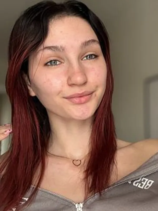 Parkplatzsex carmelina_lux, 24 aus Berlin