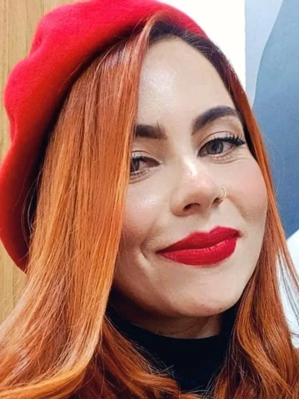 Parkplatzsex CHARLOTTE, 20 aus Jakomini