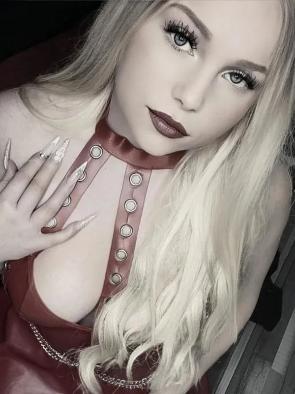 Parkplatzsex CherryDeluxe, 28 aus Berlin