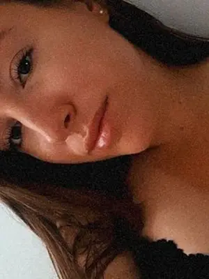 Weiteres Foto von ChloeCute – Anmelden zum Freischalten