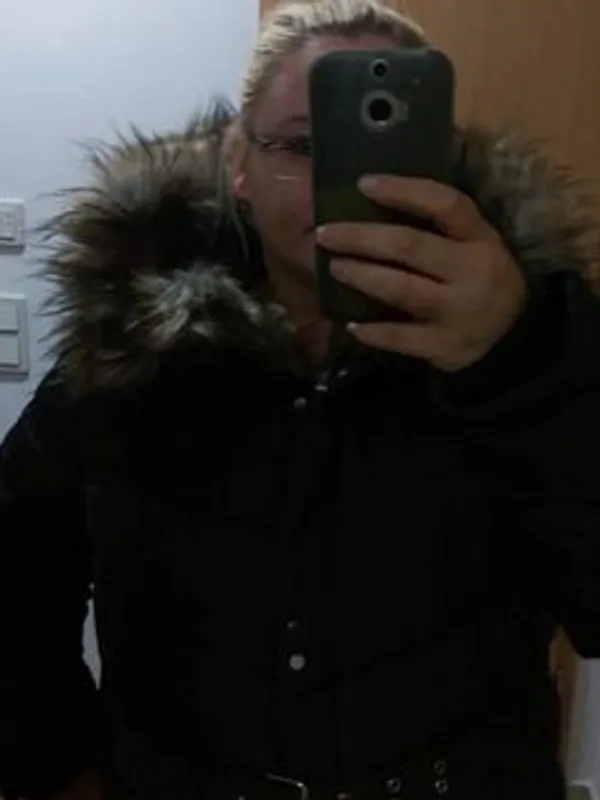 Parkplatzsex Christina22xxx, 41 aus Berlin