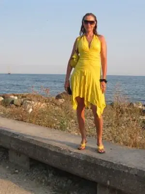 Cindy, 47
