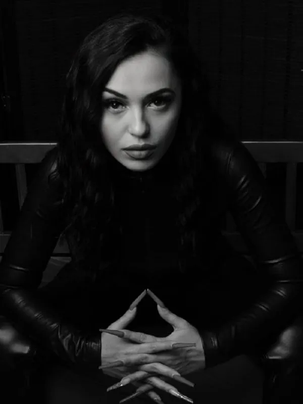Parkplatzsex ClaireBond, 41 aus Zermatt