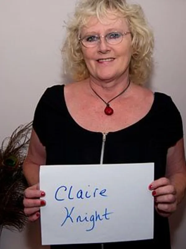 Parkplatzsex claireknight, 69 aus Neubrück