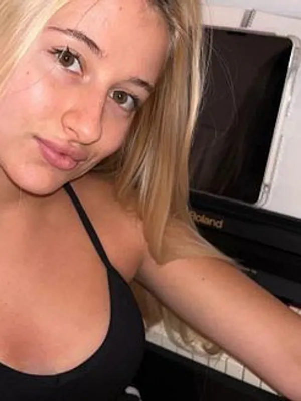 Parkplatzsex Clarakuhn, 23 aus Wien