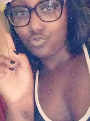 CollegeGxrl, 31