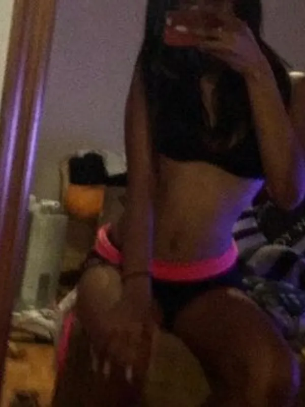 Parkplatzsex crazyhotSheyla, 28 aus Berlin