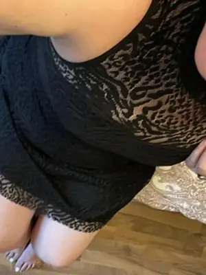 Weiteres Foto von Curvy_Malia – Anmelden zum Freischalten