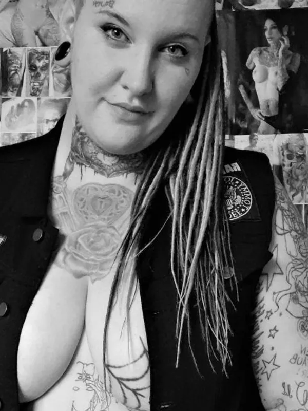 Parkplatzsex CurvyShieldmaid, 31 aus Stuttgart