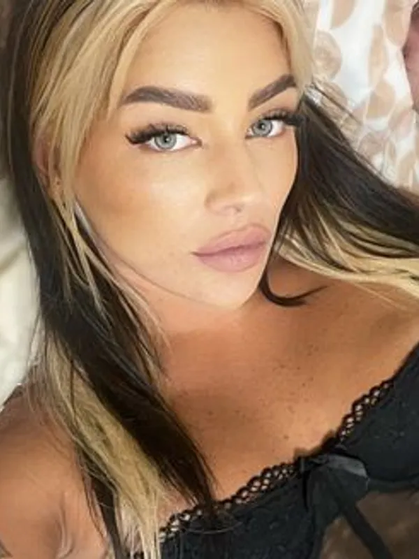 Parkplatzsex Daisygrant, 30 aus Blankenfelde-Mahlow