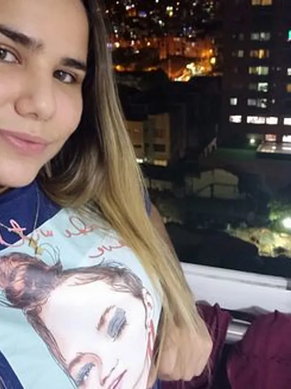 Parkplatzsex DANIELA_AYR, 25 aus Hamburg