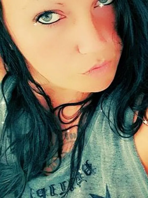 Parkplatzsex Darina90D, 39 aus Naumburg