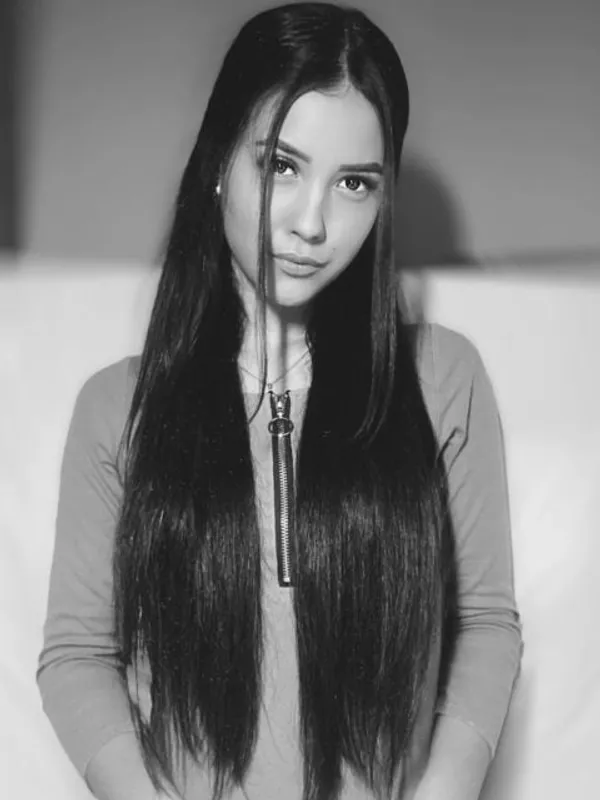 Parkplatzsex Darinaaa999, 26 aus Solingen