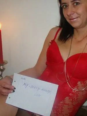 Weiteres Foto von DarkSexyBitch – Anmelden zum Freischalten