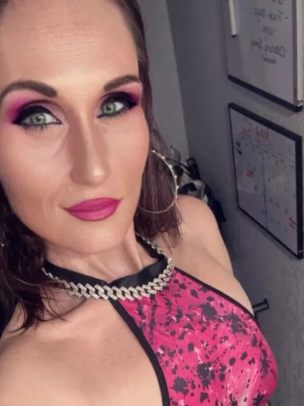 Parkplatzsex DesireDelilahXO, 36 aus Saalfelden am Steinernen Meer