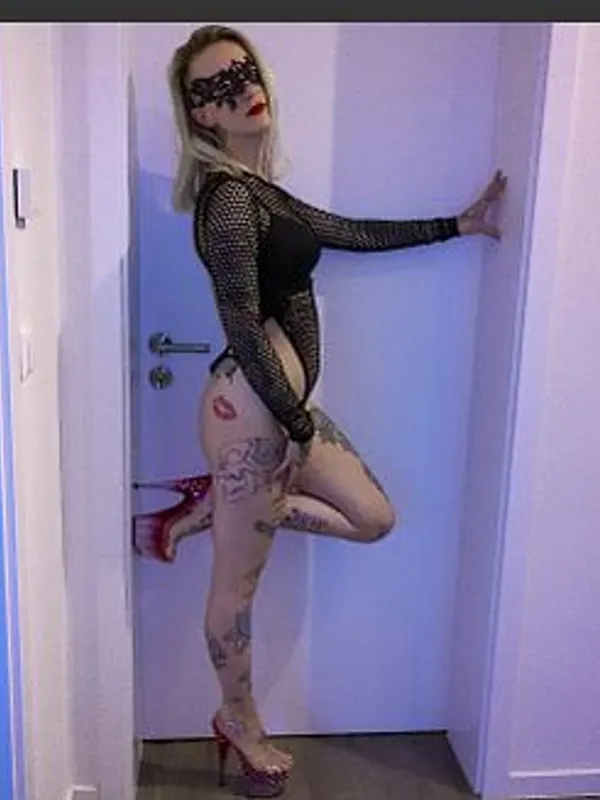 Parkplatzsex DirtyAddel, 28 aus Witten