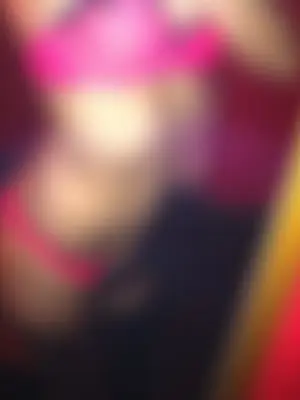 Weiteres Foto von Duniya – Anmelden zum Freischalten