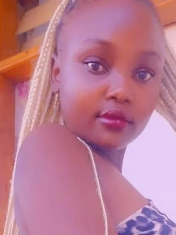 Parkplatzsex EbonyCreamy, 19 aus Zürich