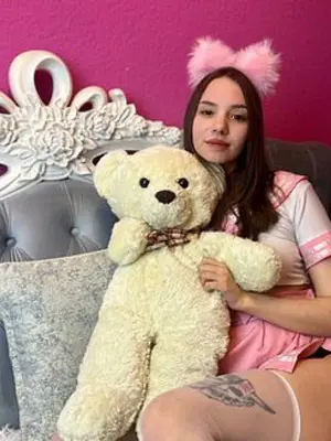 ElinaDoren, 22