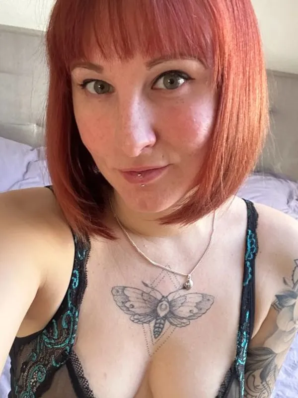 Parkplatzsex Elli-Rose, 31 aus Wolfsburg